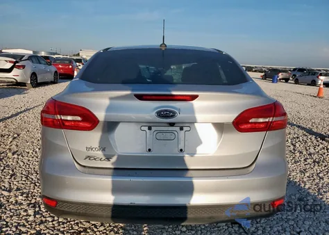 2018 Ford Focus S from USA, damaged, VIN 1FADP3E25JL241261